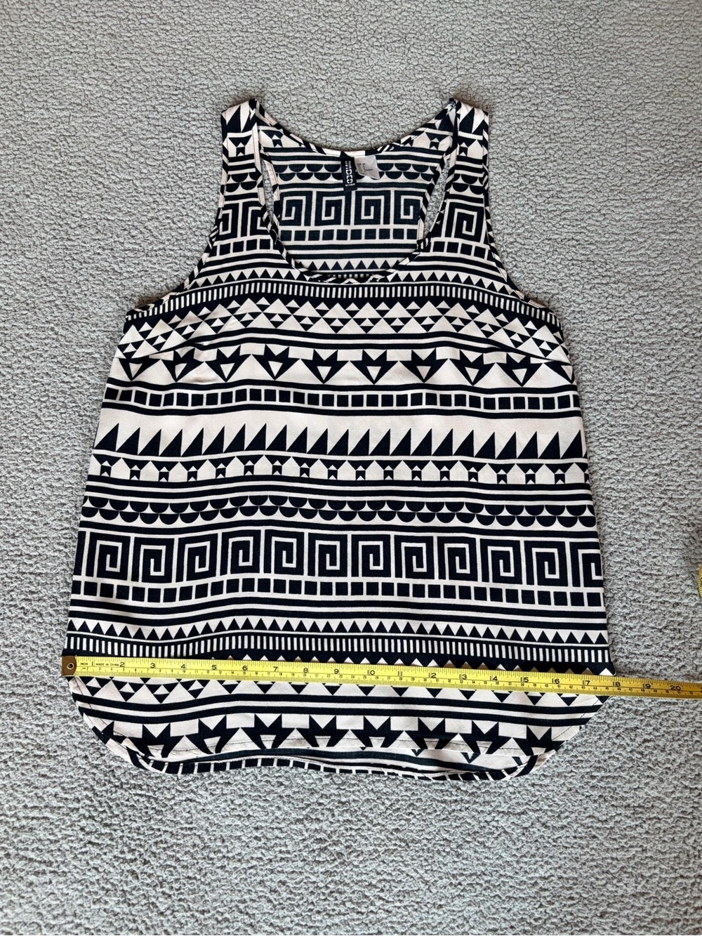 Western Graphic Racerback Scoop Neck Tank Top Black and White Size 4/XS - Picture 7 of 9